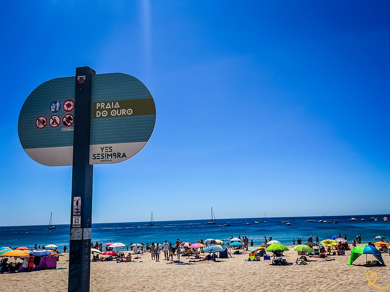 Unsere Tipps und Fotos für einen Besuch des Strandes Praia do Ouro in Sesimbra: Zugang, Parkplatz, Einrichtungen, Landschaften...
