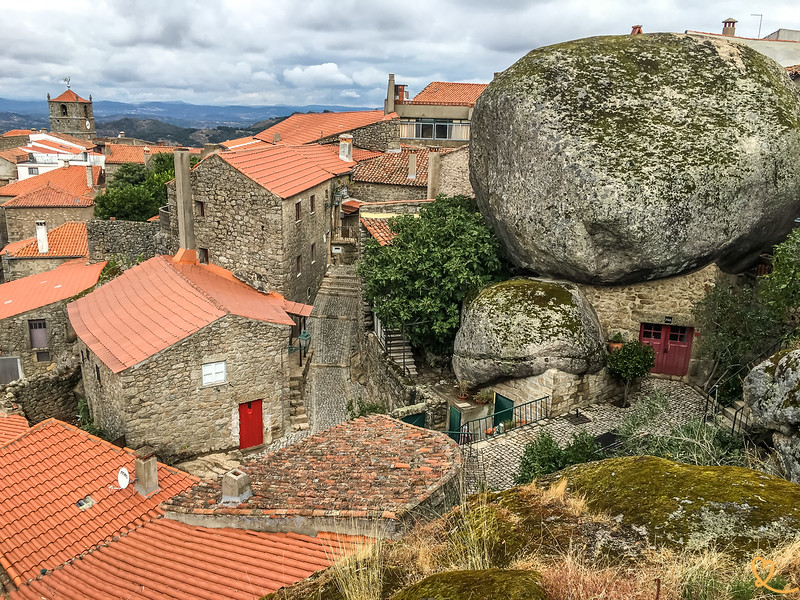 What to do in Monsanto Village; places to visit